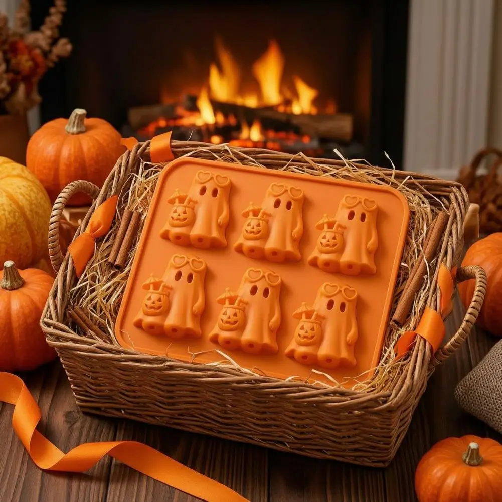 Decorative Cocktail Ice Tray Ghost Ice Cube Mold Tray 6 Cavity Silicone Ghost Shape Maker Flexible Halloween Ice Cube Chocolate
