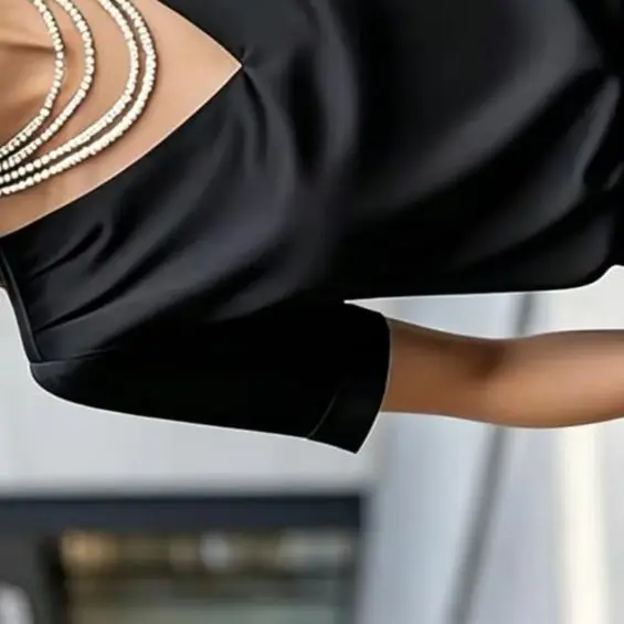 Women's Elegant Chic Satin Silk Blouses V-Neck Short Sleeve Pleated Detail Solid Pullover Tops Minimalist Blusas de Mujer