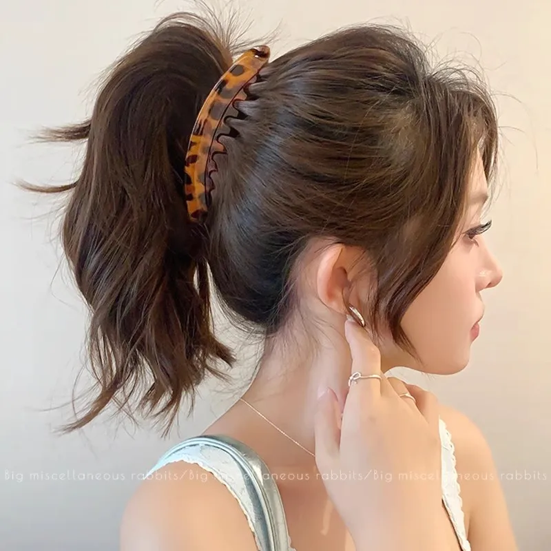 Flash sale Vintage Leopard Print Banana Hair Claw For Women Girls High Ponytail Holder Hair Clip Hairpin Claw Clip Fashion Hair Accessories