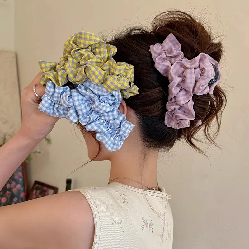 1pc Korean plaid fabric cloud clip, new high-end temperament hair clip, shark clip headband at the back of the head