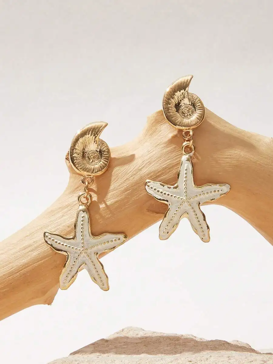 Conch Shell and Starfish Design Drop Earrings